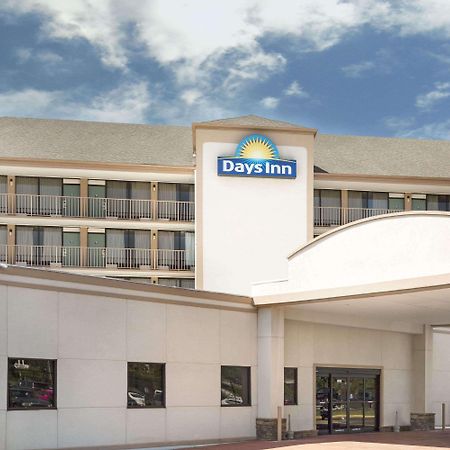 Days Inn By Wyndham Columbus-North Fort Moore Exteriér fotografie