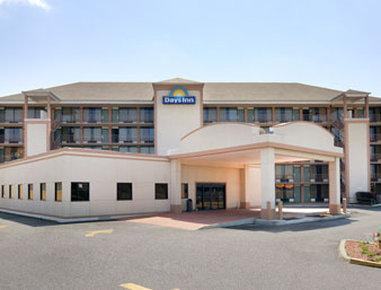 Days Inn By Wyndham Columbus-North Fort Moore Exteriér fotografie